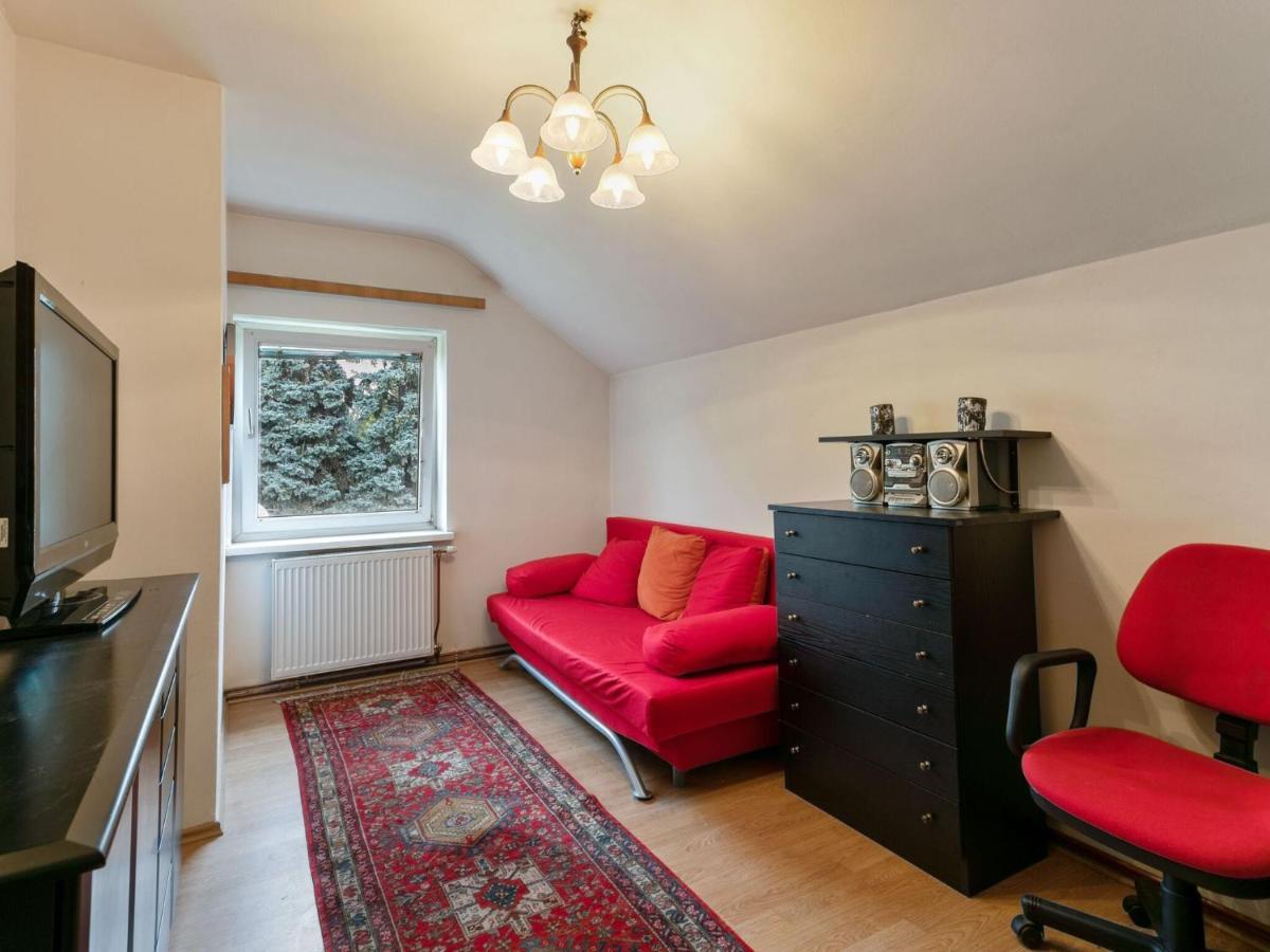 Lively Holiday Home In Wien With Private Garden Esterno foto